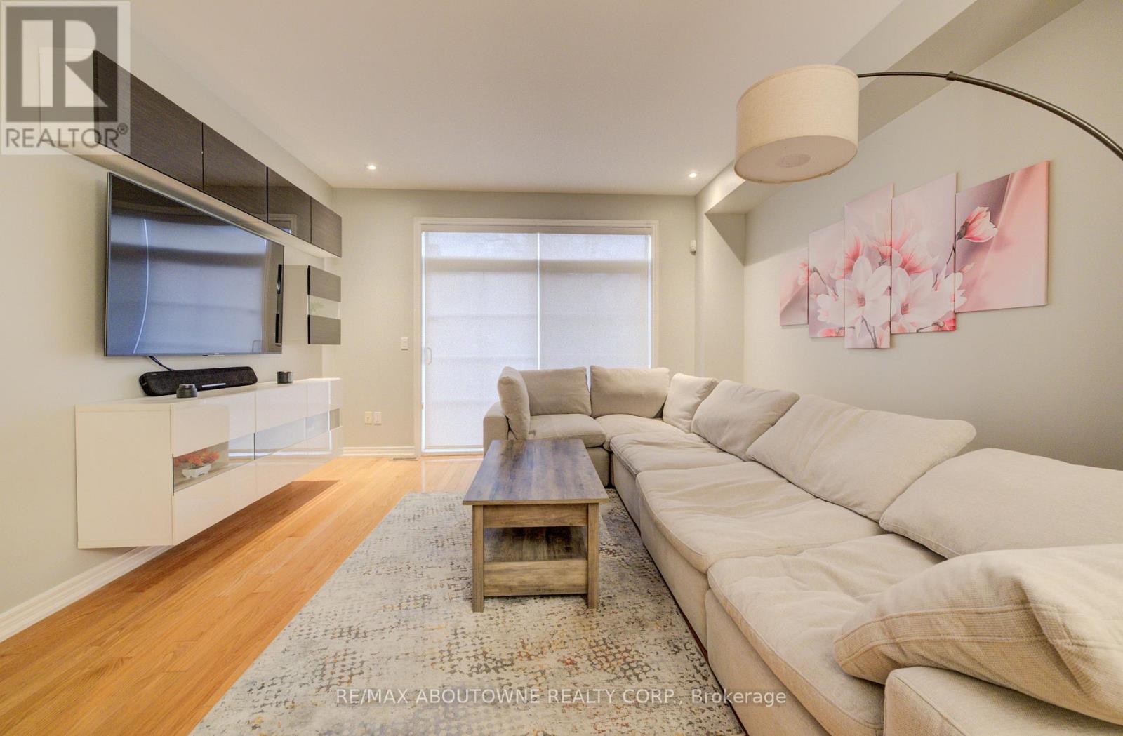 6 - 2351 Lakeshore Road, Oakville, Ontario  L6L 1H4 - Photo 11 - W12584452