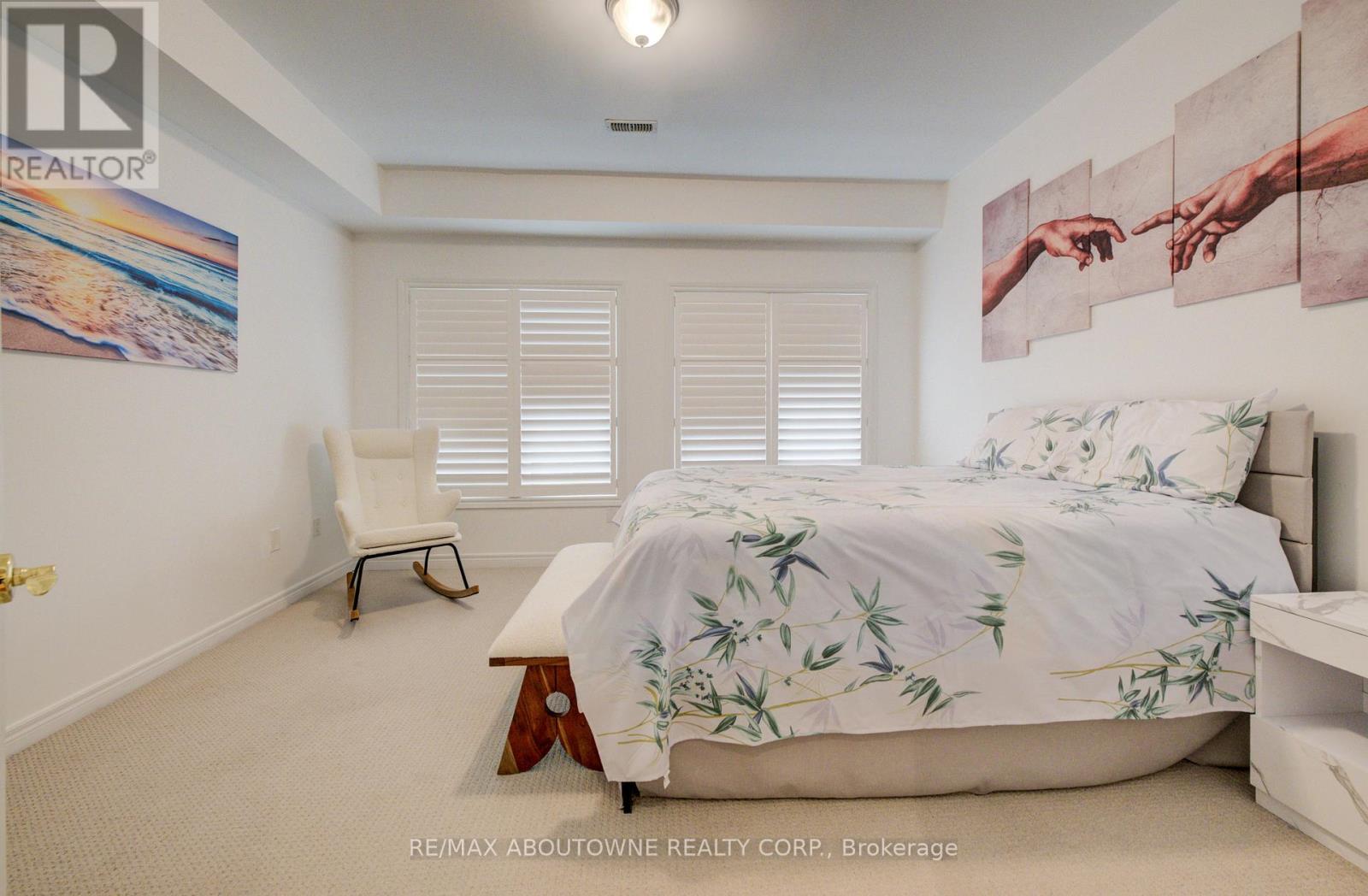 6 - 2351 Lakeshore Road, Oakville, Ontario  L6L 1H4 - Photo 18 - W12584452