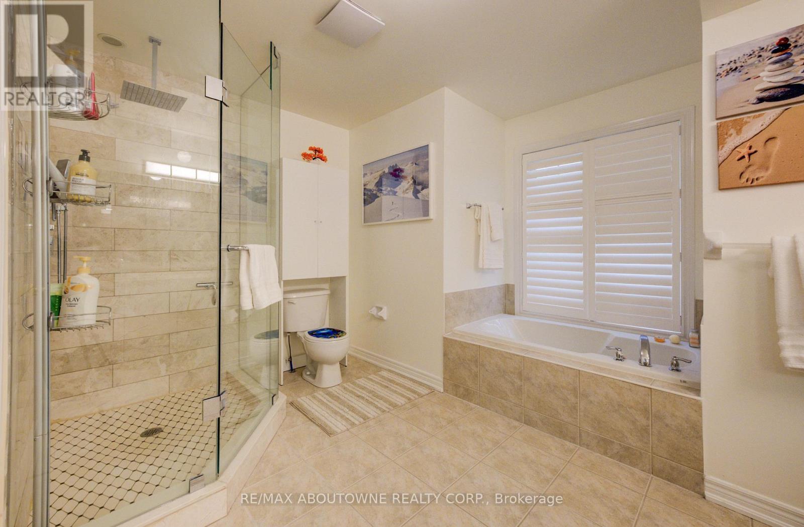 6 - 2351 Lakeshore Road, Oakville, Ontario  L6L 1H4 - Photo 21 - W12584452