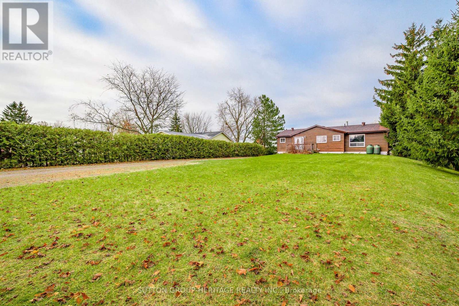 24 Pleasant View Crescent, Kawartha Lakes, Ontario  K0M 2C0 - Photo 10 - X12584396