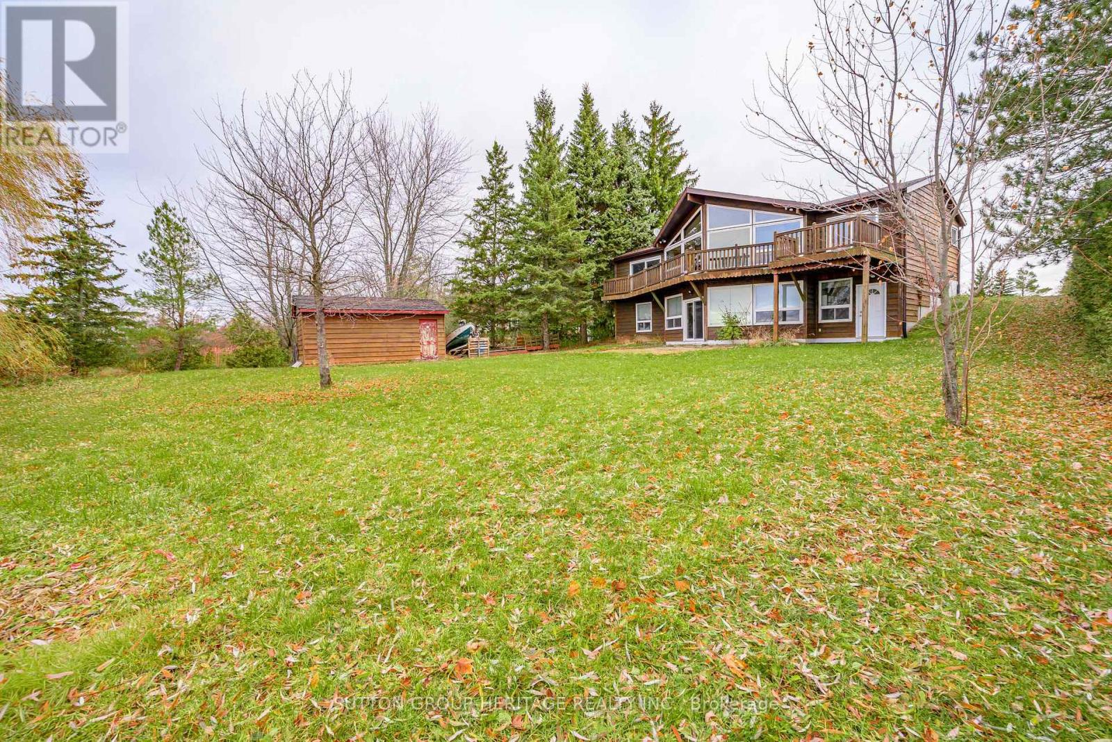 24 Pleasant View Crescent, Kawartha Lakes, Ontario  K0M 2C0 - Photo 3 - X12584396