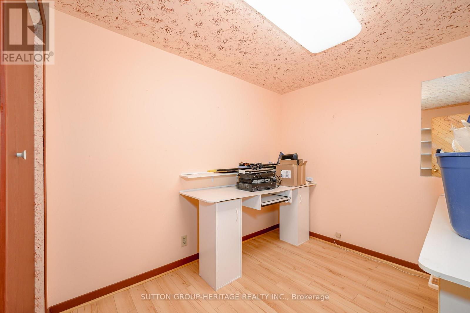 24 Pleasant View Crescent, Kawartha Lakes, Ontario  K0M 2C0 - Photo 33 - X12584396