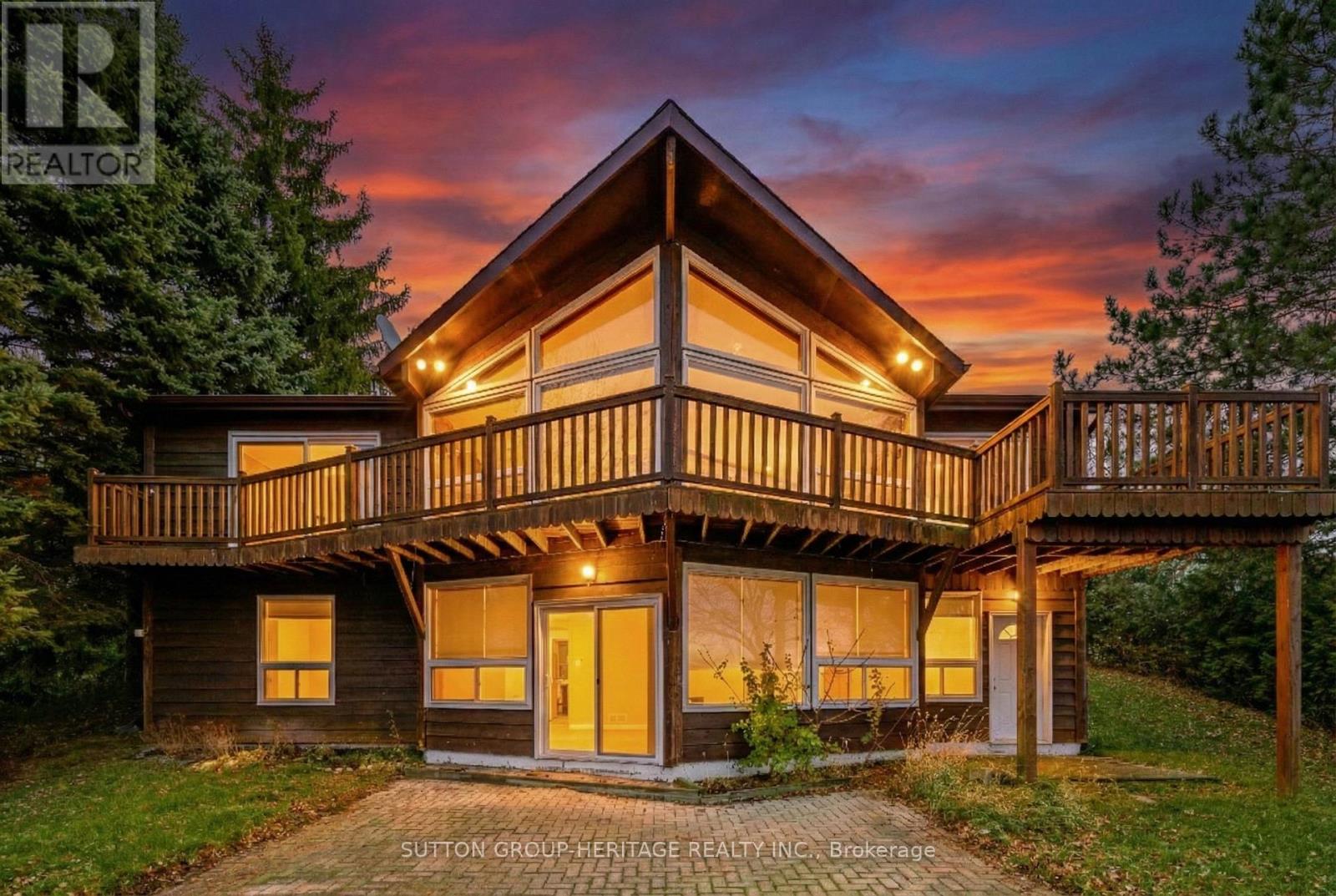 24 Pleasant View Crescent, Kawartha Lakes, Ontario  K0M 2C0 - Photo 4 - X12584396