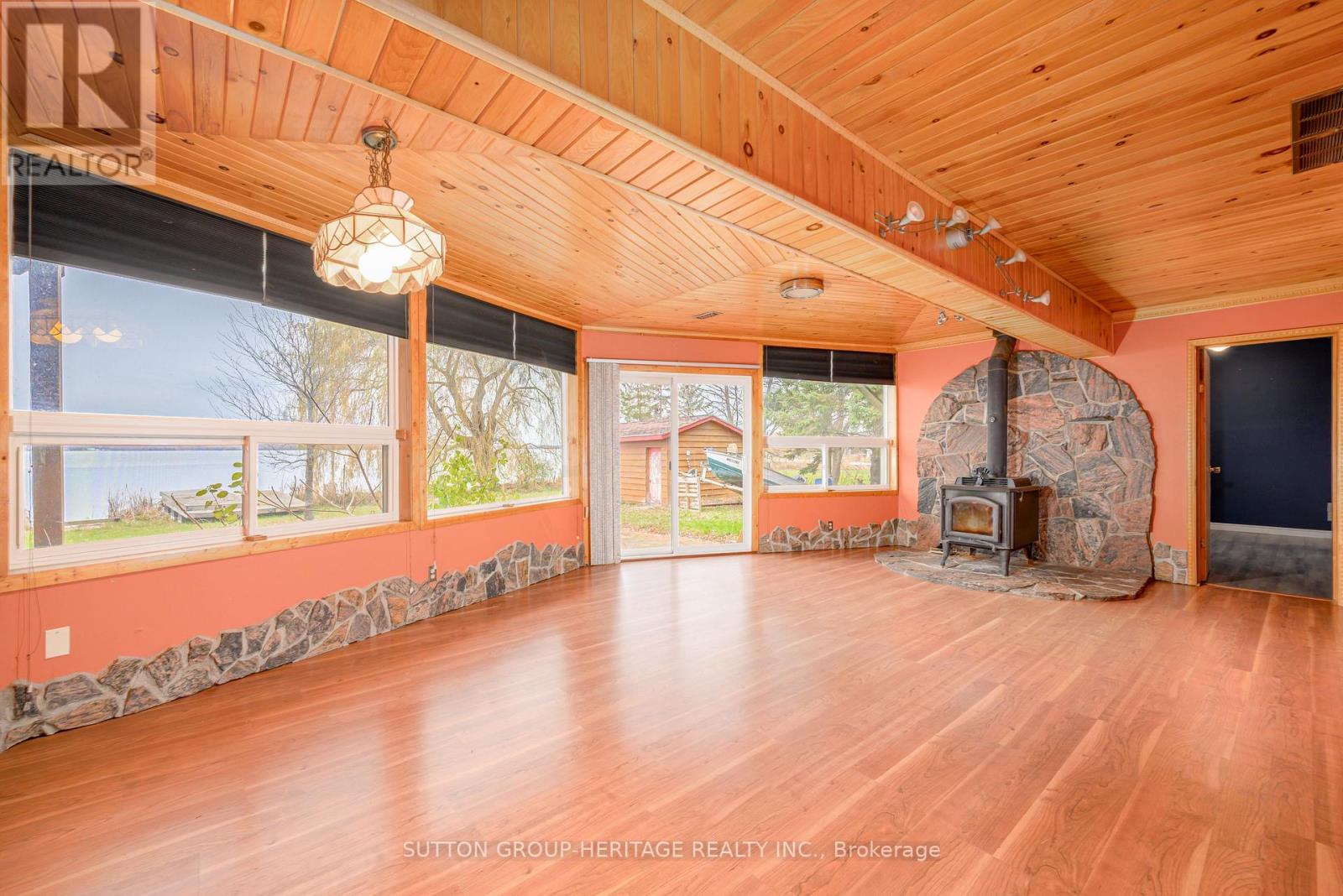 24 Pleasant View Crescent, Kawartha Lakes, Ontario  K0M 2C0 - Photo 40 - X12584396