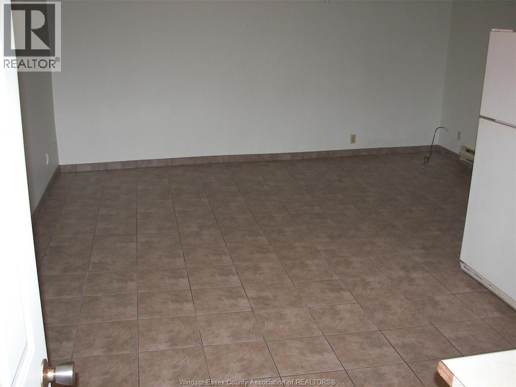 4 Talbot Road, Wheatley, Ontario  N0P 2P0 - Photo 6 - 25030726