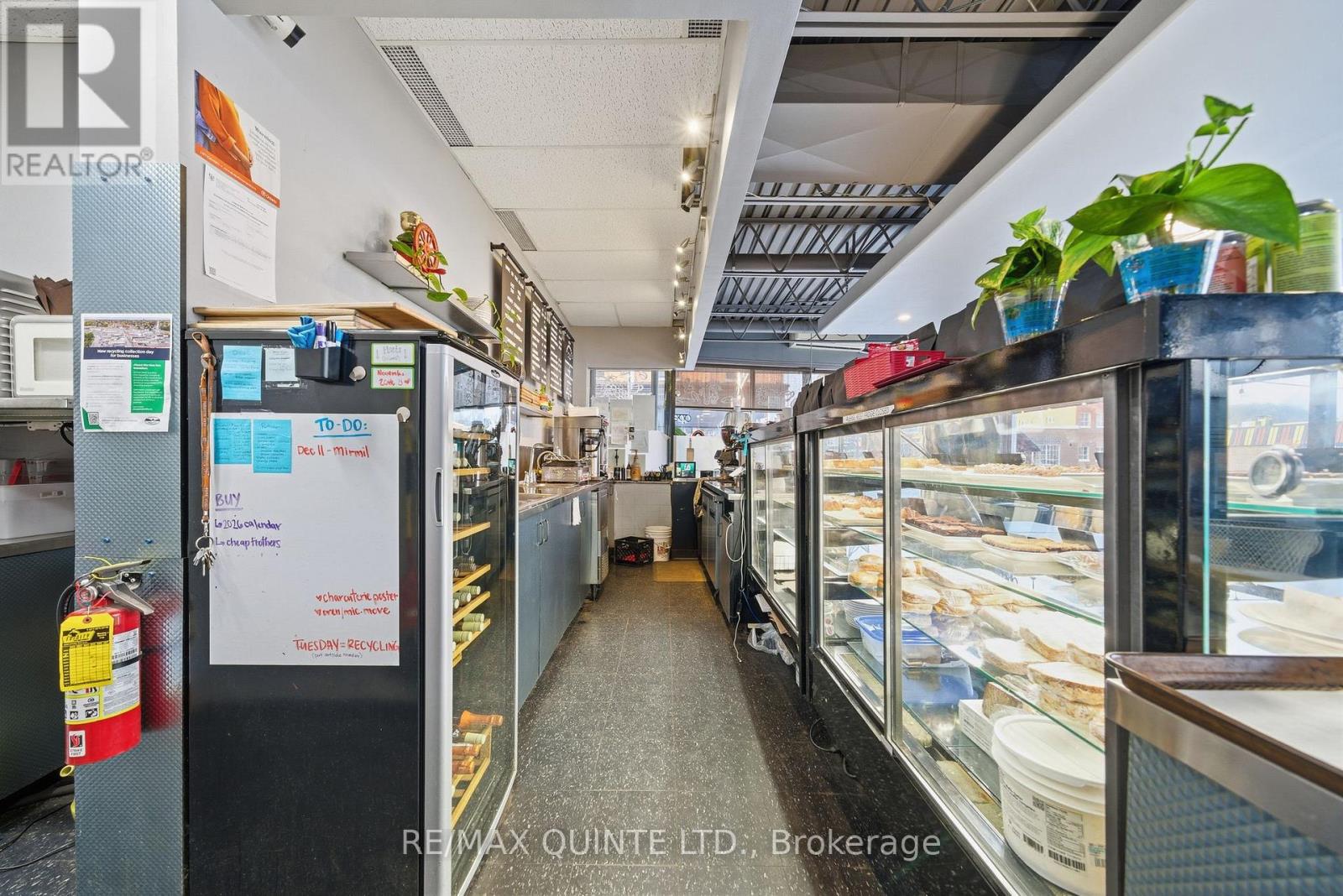 45 Front Street, Quinte West, Ontario  K8V 4N3 - Photo 13 - X12584516