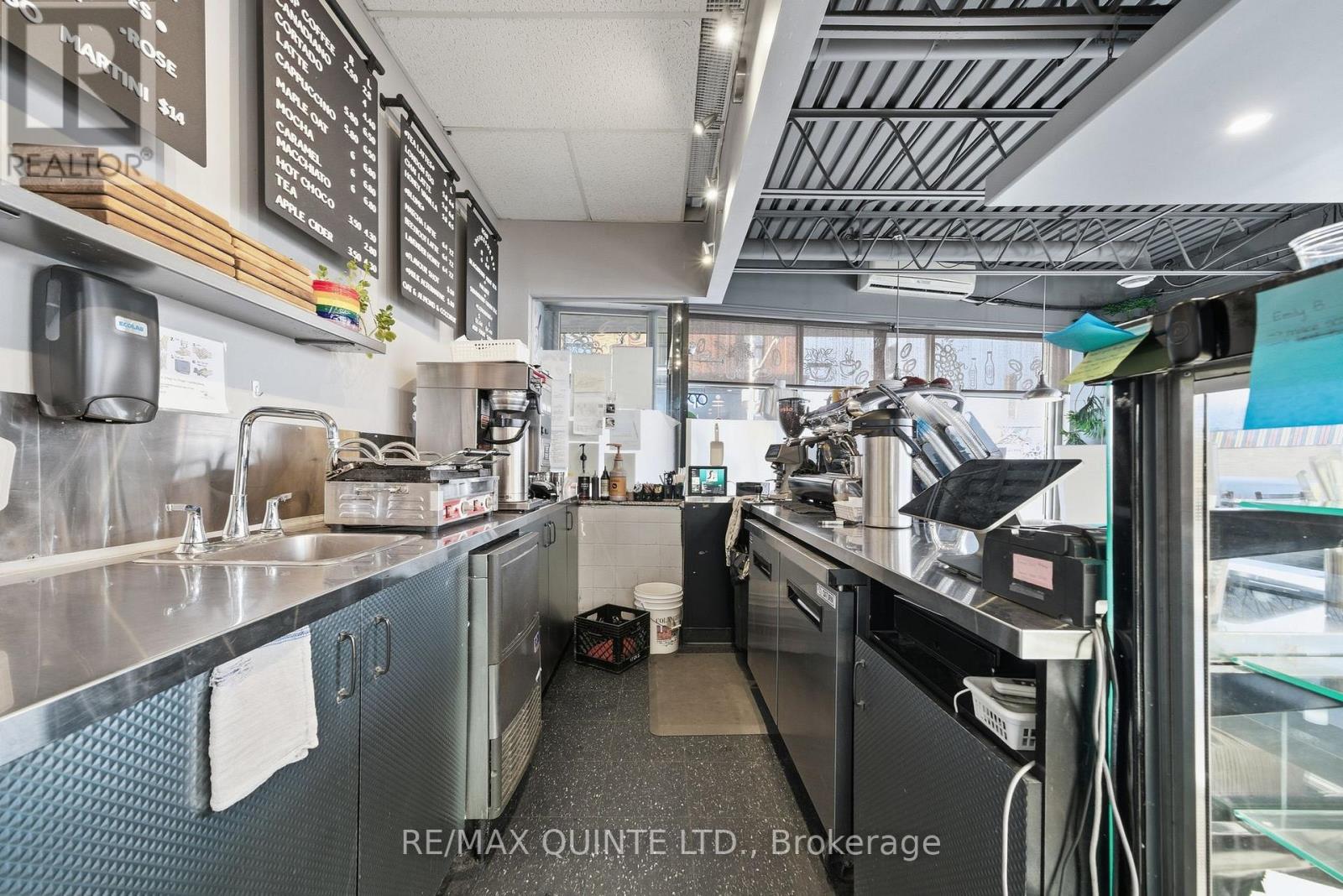 45 Front Street, Quinte West, Ontario  K8V 4N3 - Photo 15 - X12584516