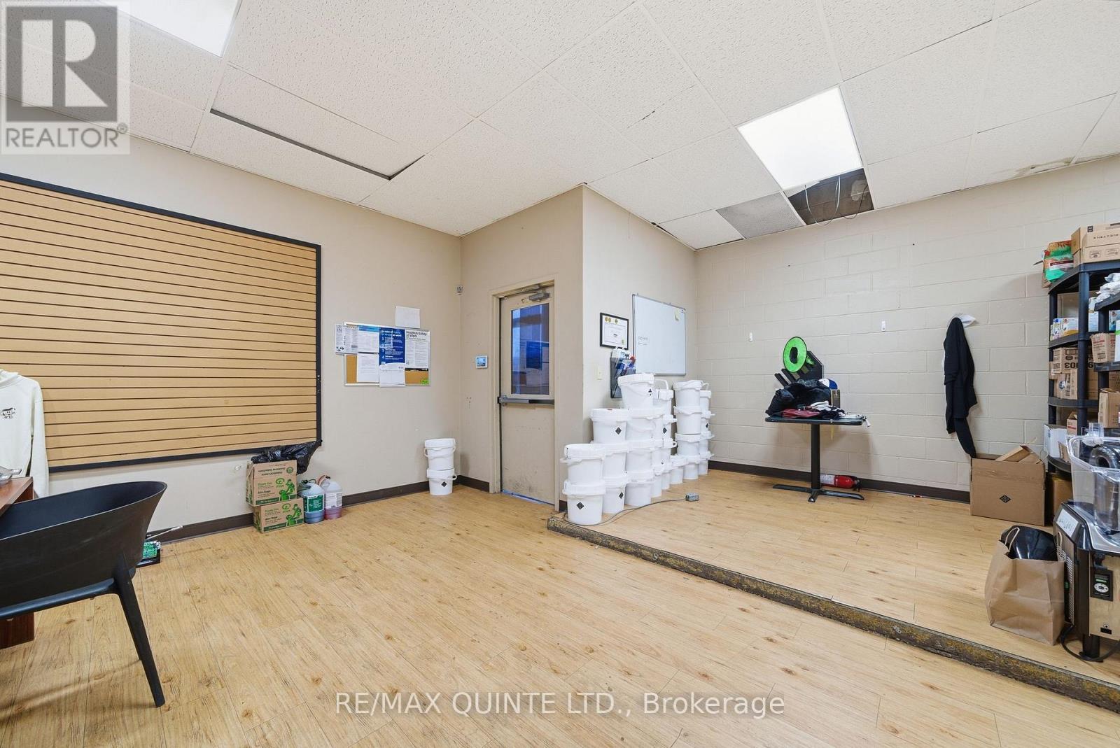 45 Front Street, Quinte West, Ontario  K8V 4N3 - Photo 25 - X12584516