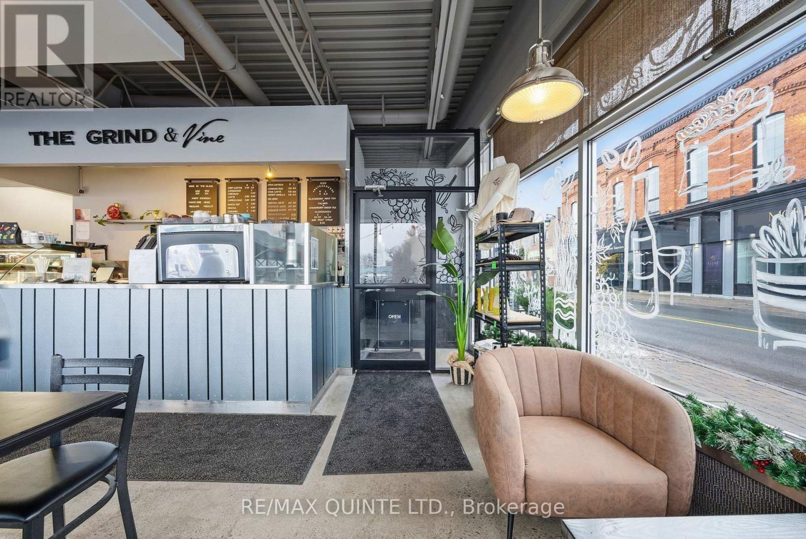 45 Front Street, Quinte West, Ontario  K8V 4N3 - Photo 4 - X12584516