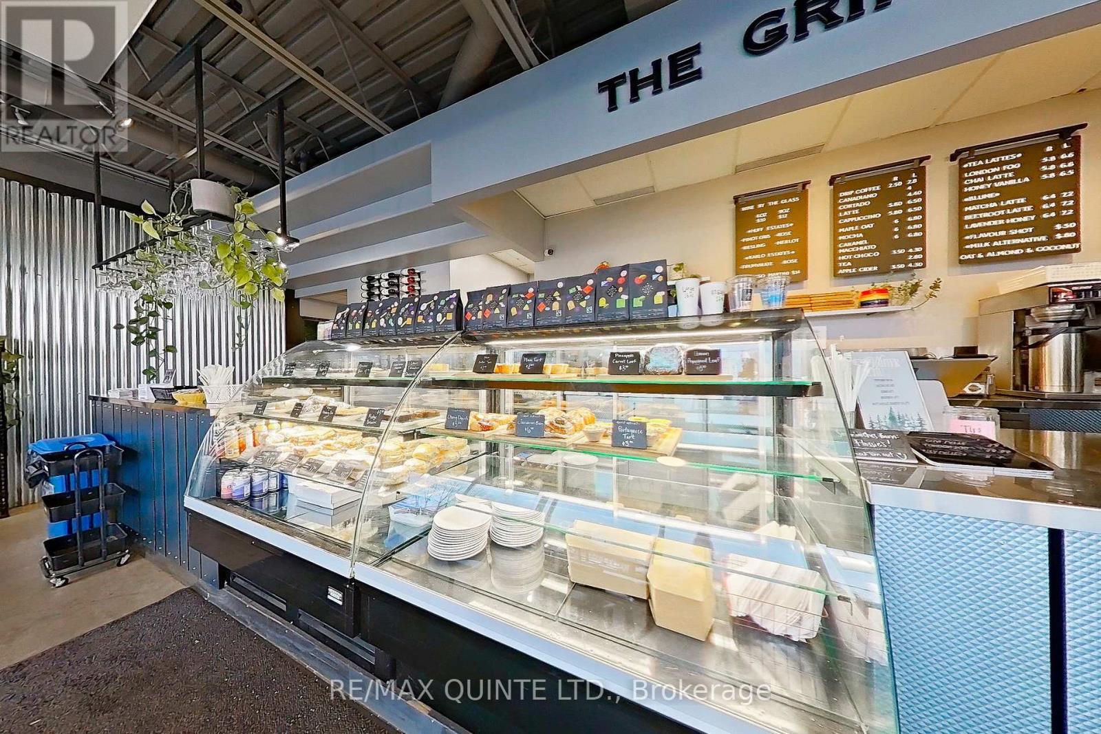 45 Front Street, Quinte West, Ontario  K8V 4N3 - Photo 8 - X12584516