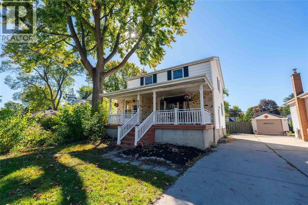 757 Wellington Street, Sarnia, Ontario  N7T 1J4 - Photo 2 - 25030767