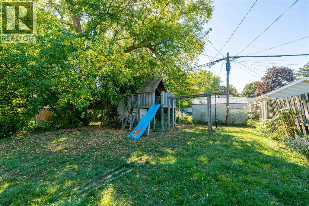 757 Wellington Street, Sarnia, Ontario  N7T 1J4 - Photo 25 - 25030767