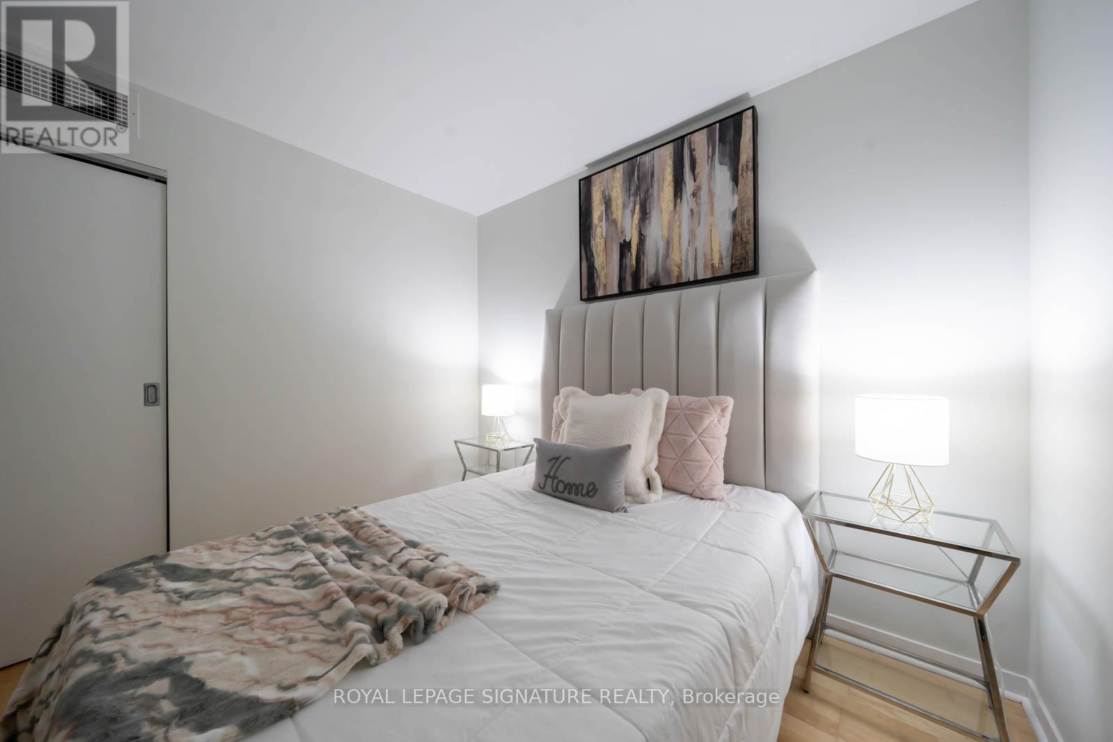 1105 - 75 Dalhousie Street, Toronto, Ontario  M5B 2R9 - Photo 13 - C12584460