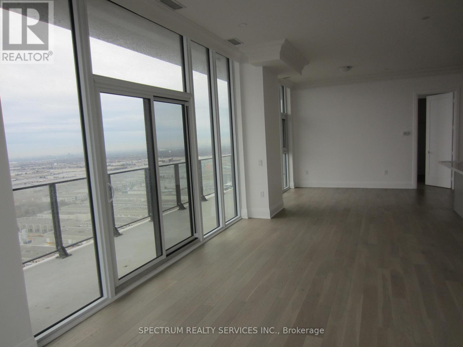 Ph 208 - 8960 Jane Street, Vaughan, Ontario  L4K 0N9 - Photo 13 - N12584456