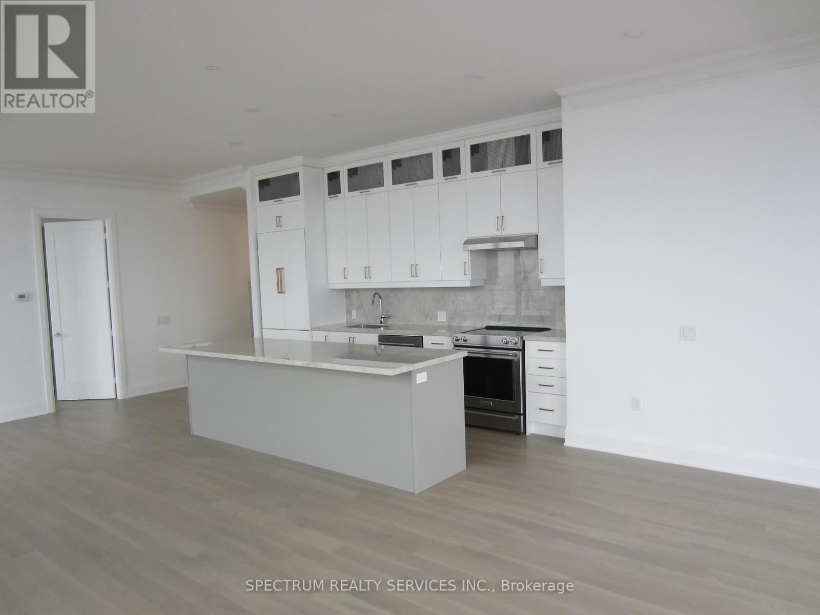 Ph 208 - 8960 Jane Street, Vaughan, Ontario  L4K 0N9 - Photo 8 - N12584456