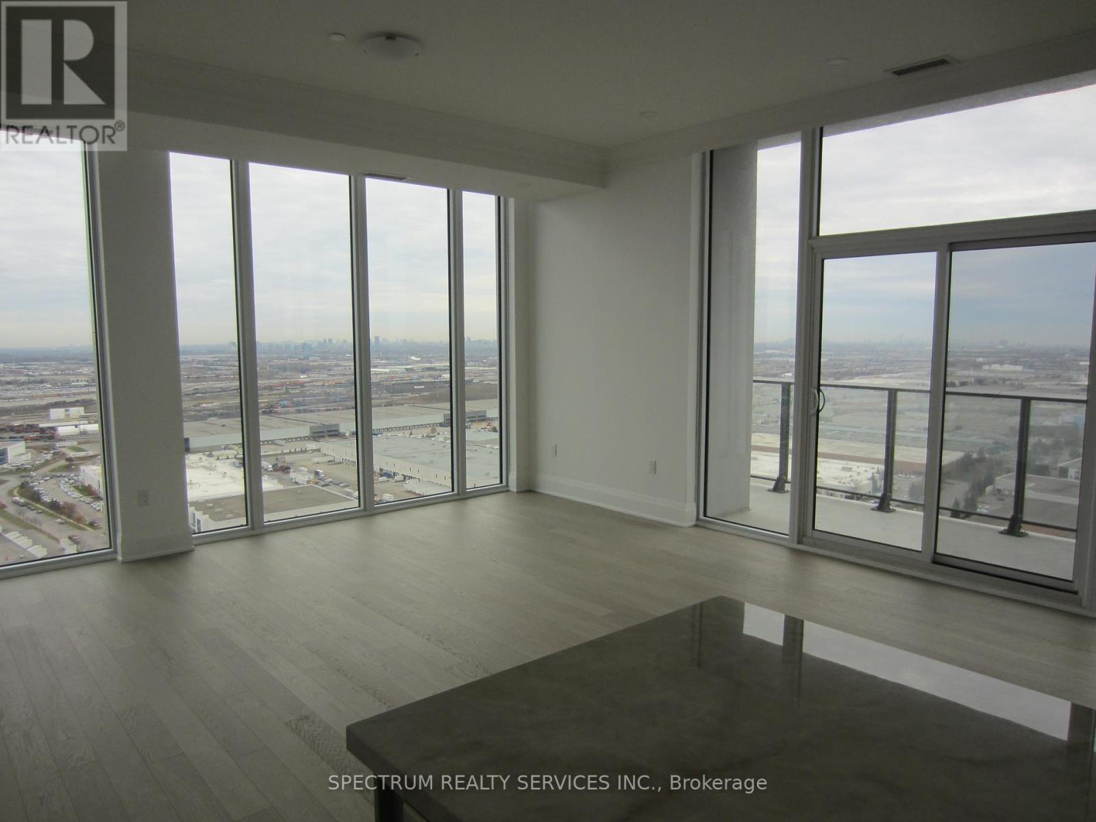 Ph 208 - 8960 Jane Street, Vaughan, Ontario  L4K 0N9 - Photo 12 - N12584456