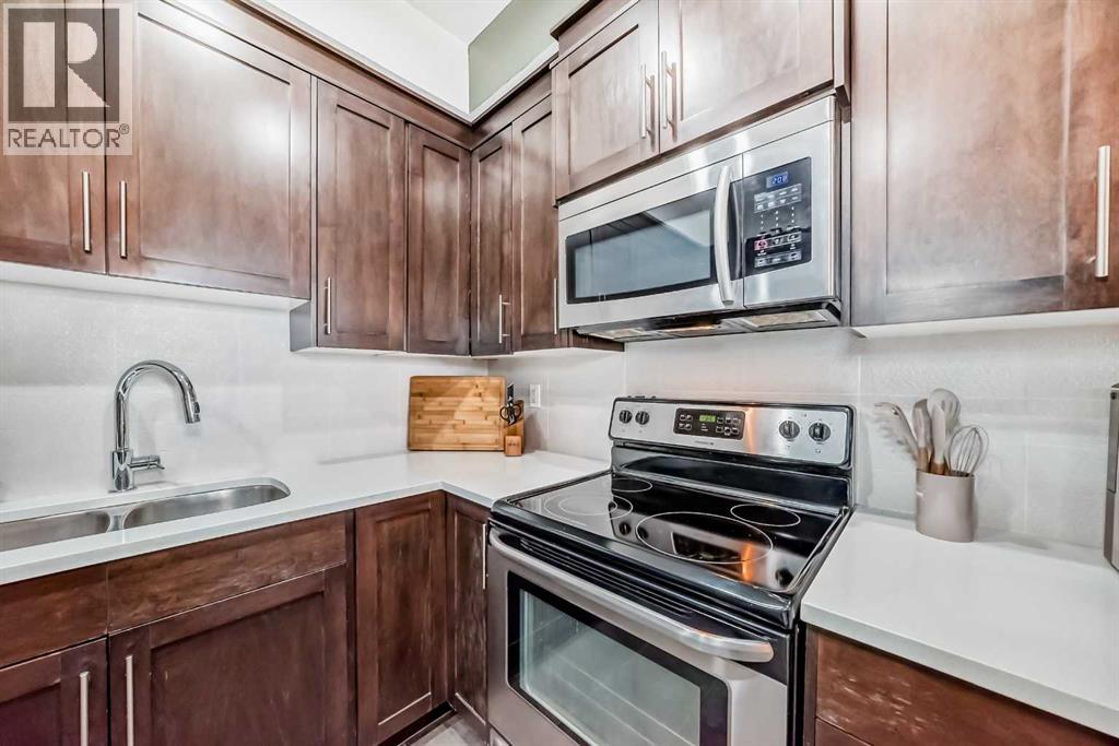 105, 1005a Westmount Drive, Strathmore, Alberta  T1P 0C3 - Photo 6 - A2254646