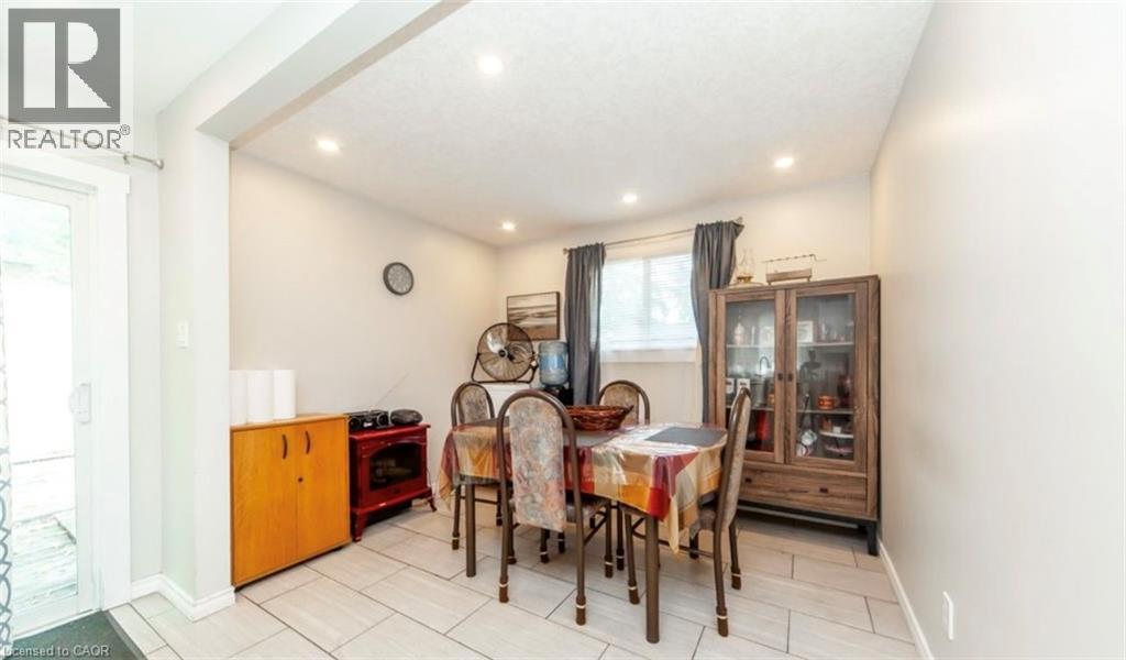 13 Robins Avenue, Hamilton, Ontario  L8H 4M5 - Photo 10 - 40790554