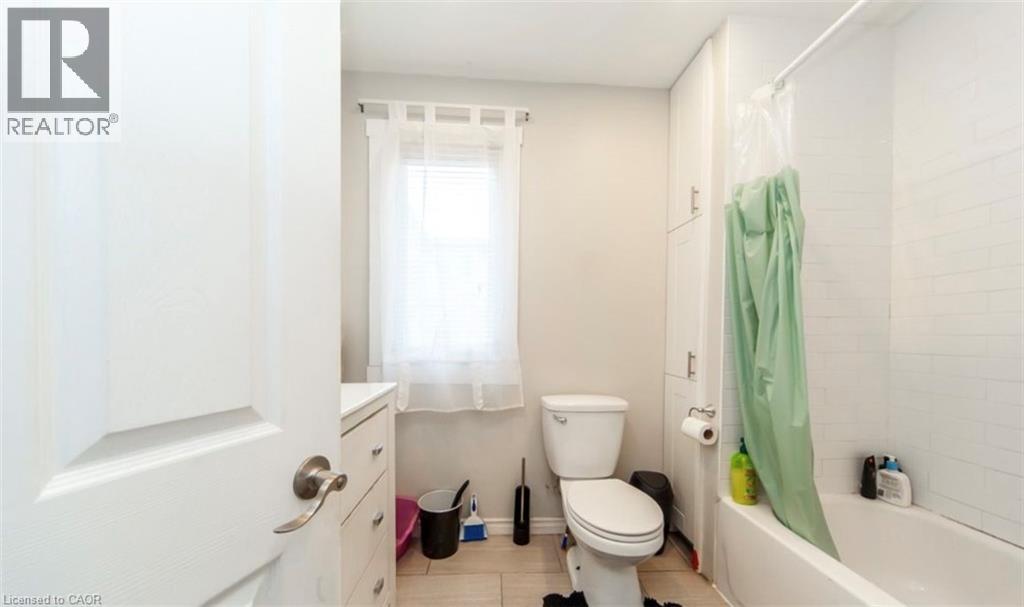 13 Robins Avenue, Hamilton, Ontario  L8H 4M5 - Photo 18 - 40790554