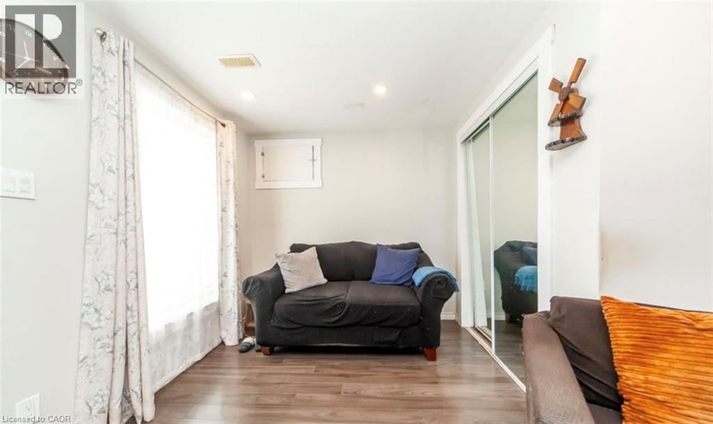 13 Robins Avenue, Hamilton, Ontario  L8H 4M5 - Photo 4 - 40790554