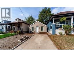 13 ROBINS Avenue, Hamilton, Ontario