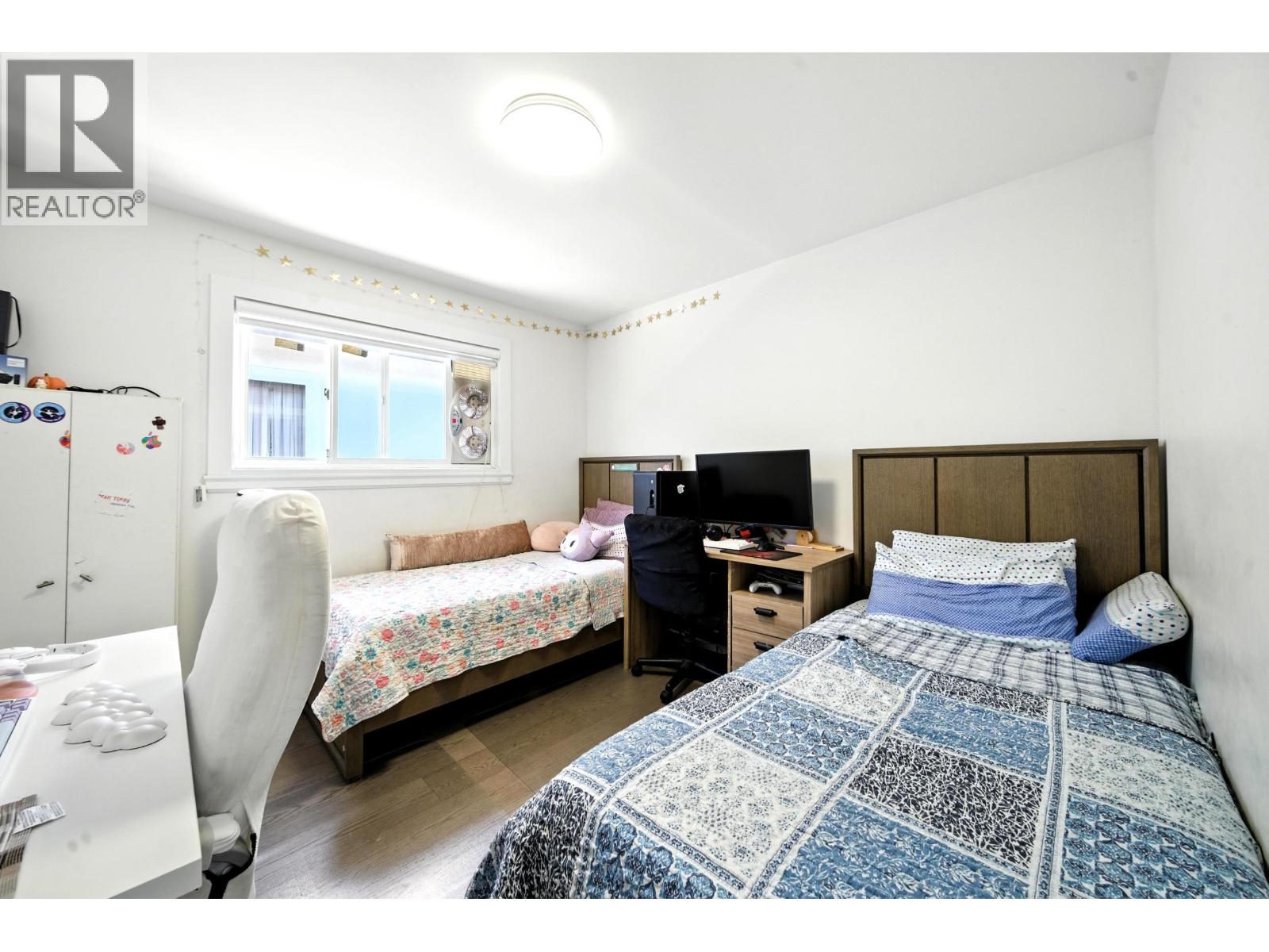 2545 E 43rd Avenue, Vancouver, British Columbia  V5R 5V7 - Photo 6 - R3070750