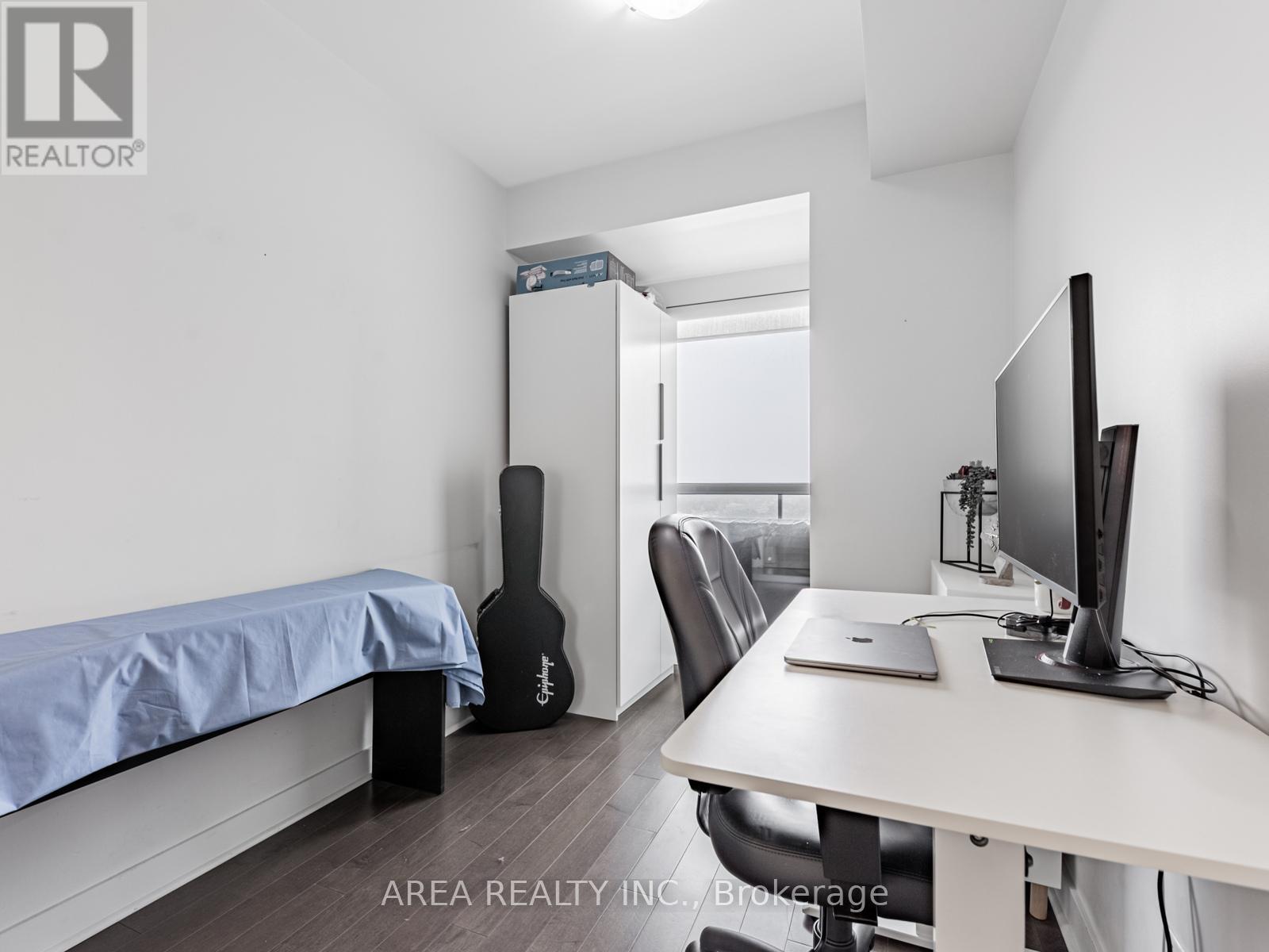 2001 - 58 Orchard View Boulevard, Toronto, Ontario  M4R 1B9 - Photo 18 - C12584474