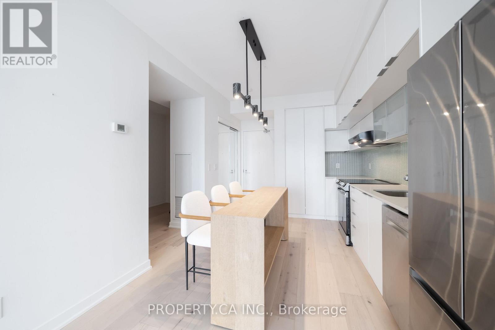 2911 - 110 Charles Street E, Toronto, Ontario  M4Y 1T5 - Photo 14 - C12584512