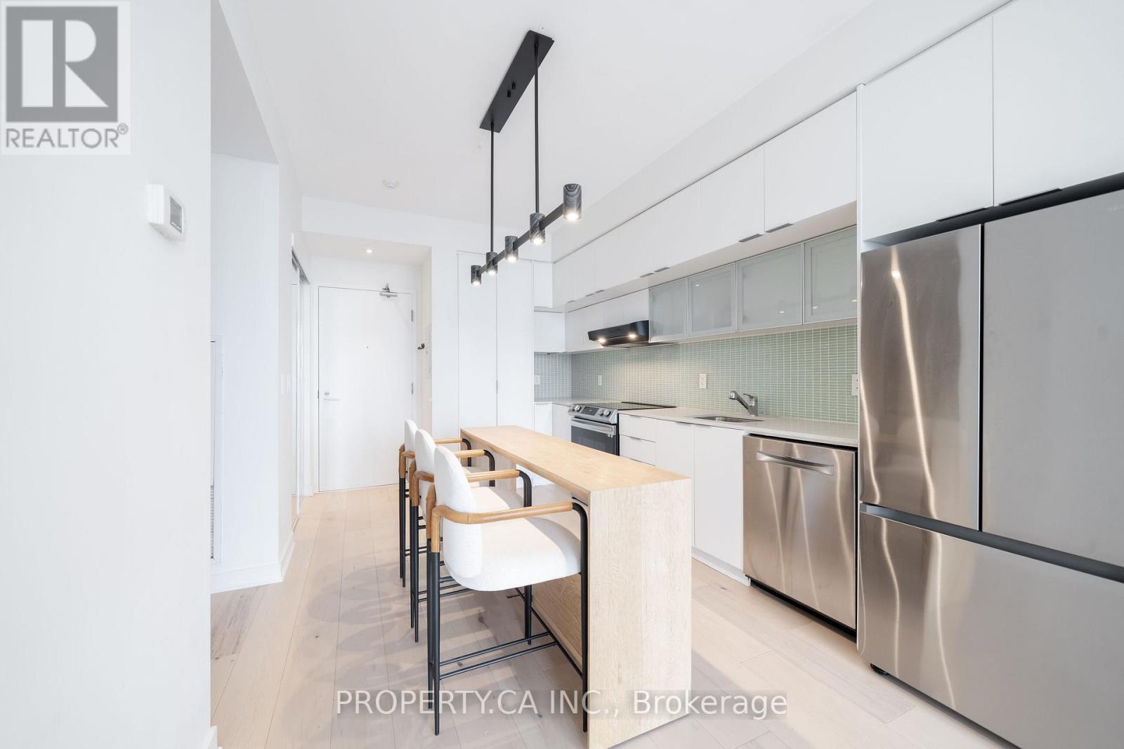 2911 - 110 Charles Street E, Toronto, Ontario  M4Y 1T5 - Photo 2 - C12584512