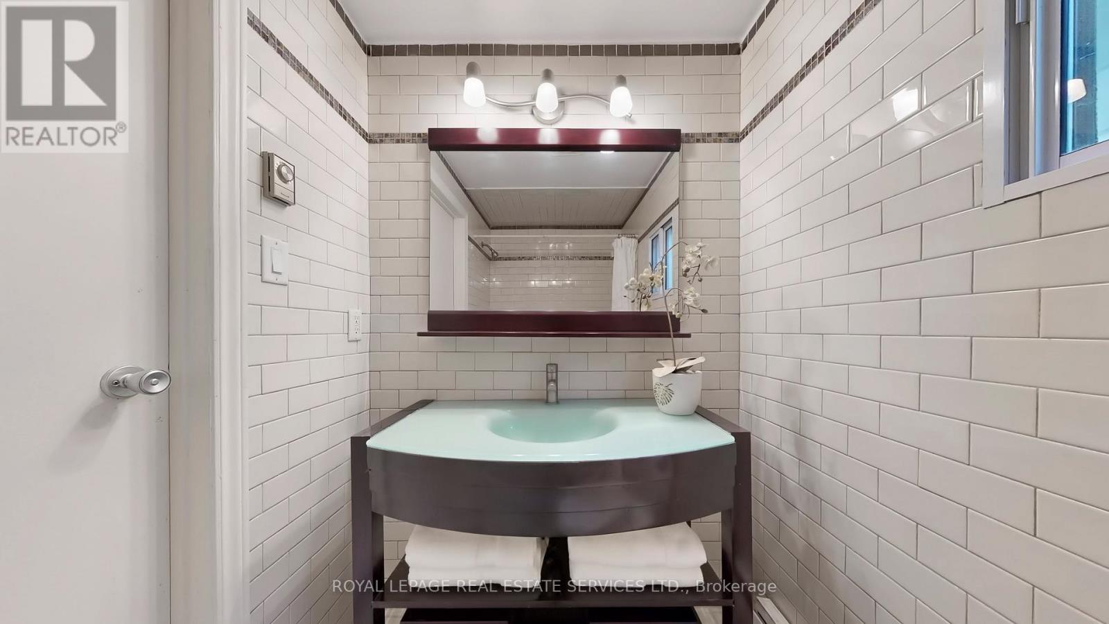 33 - 9 Plum Tree Way, Toronto, Ontario  M2R 3J1 - Photo 13 - C12584634