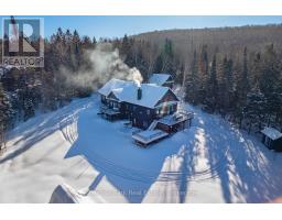 86 BOWYER ROAD, Huntsville, Ontario
