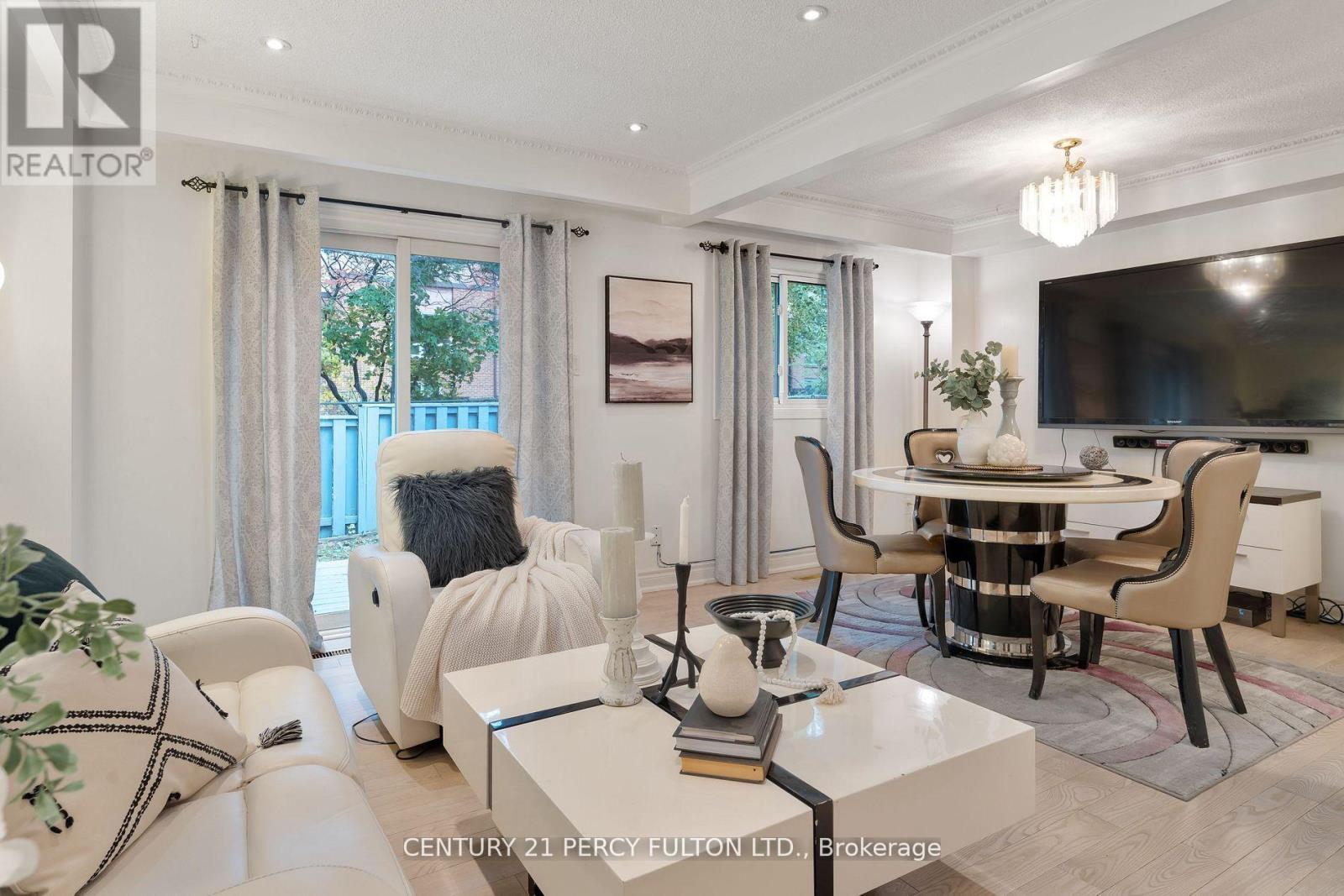 1 - 34 Dundalk Drive, Toronto, Ontario  M1P 4W3 - Photo 11 - E12584498