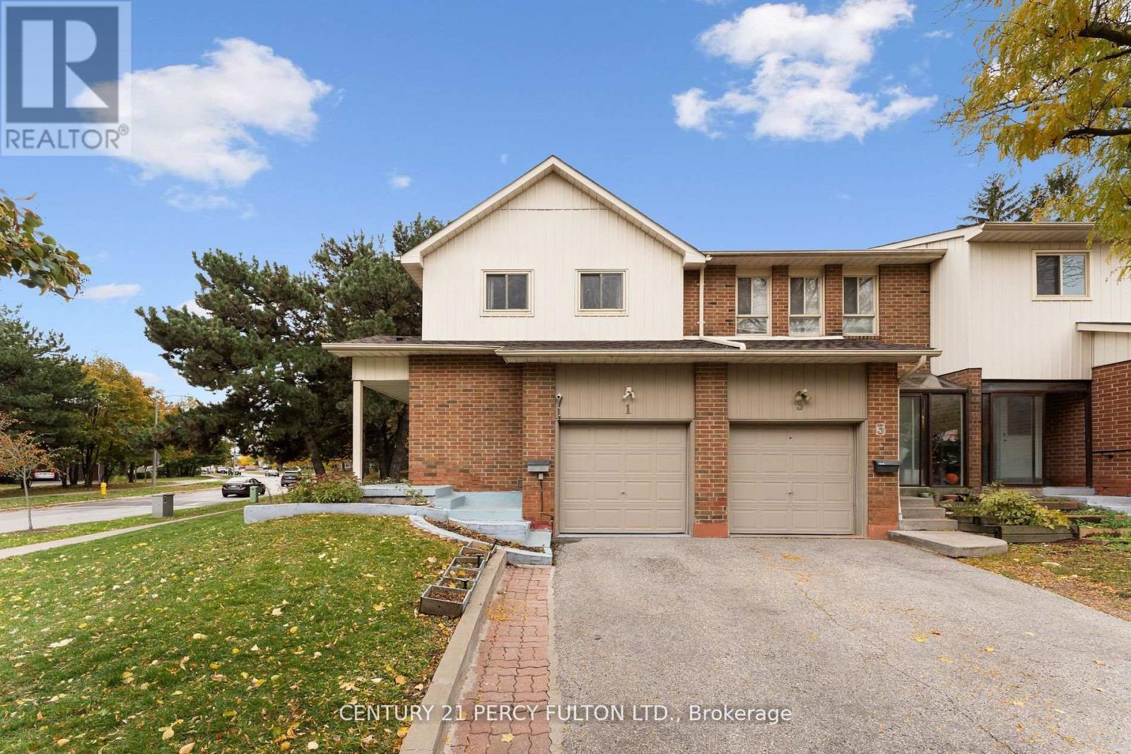 1 - 34 Dundalk Drive, Toronto, Ontario  M1P 4W3 - Photo 3 - E12584498