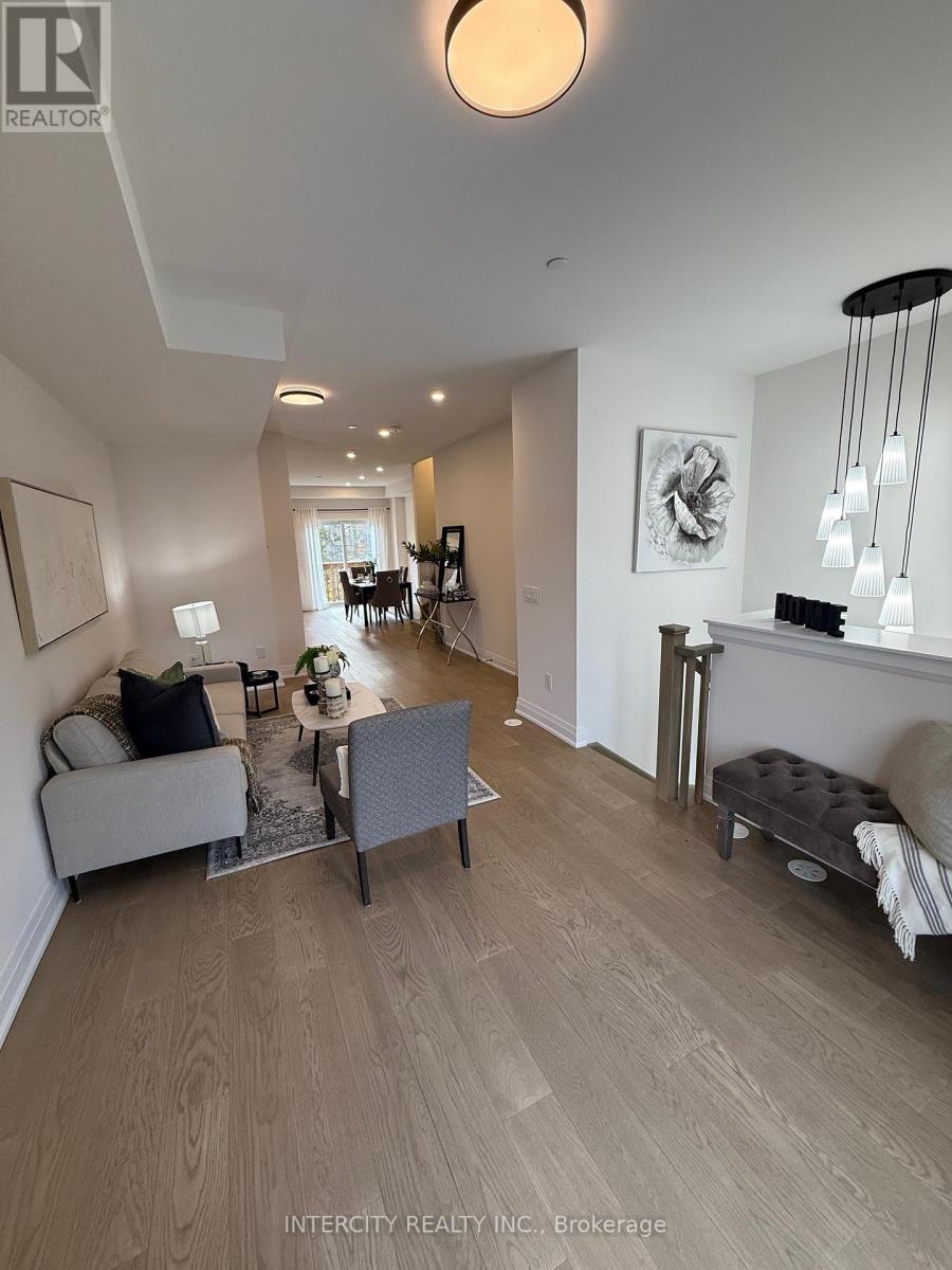 67 Marret Lane, Clarington, Ontario  L1B 1J2 - Photo 4 - E12584626