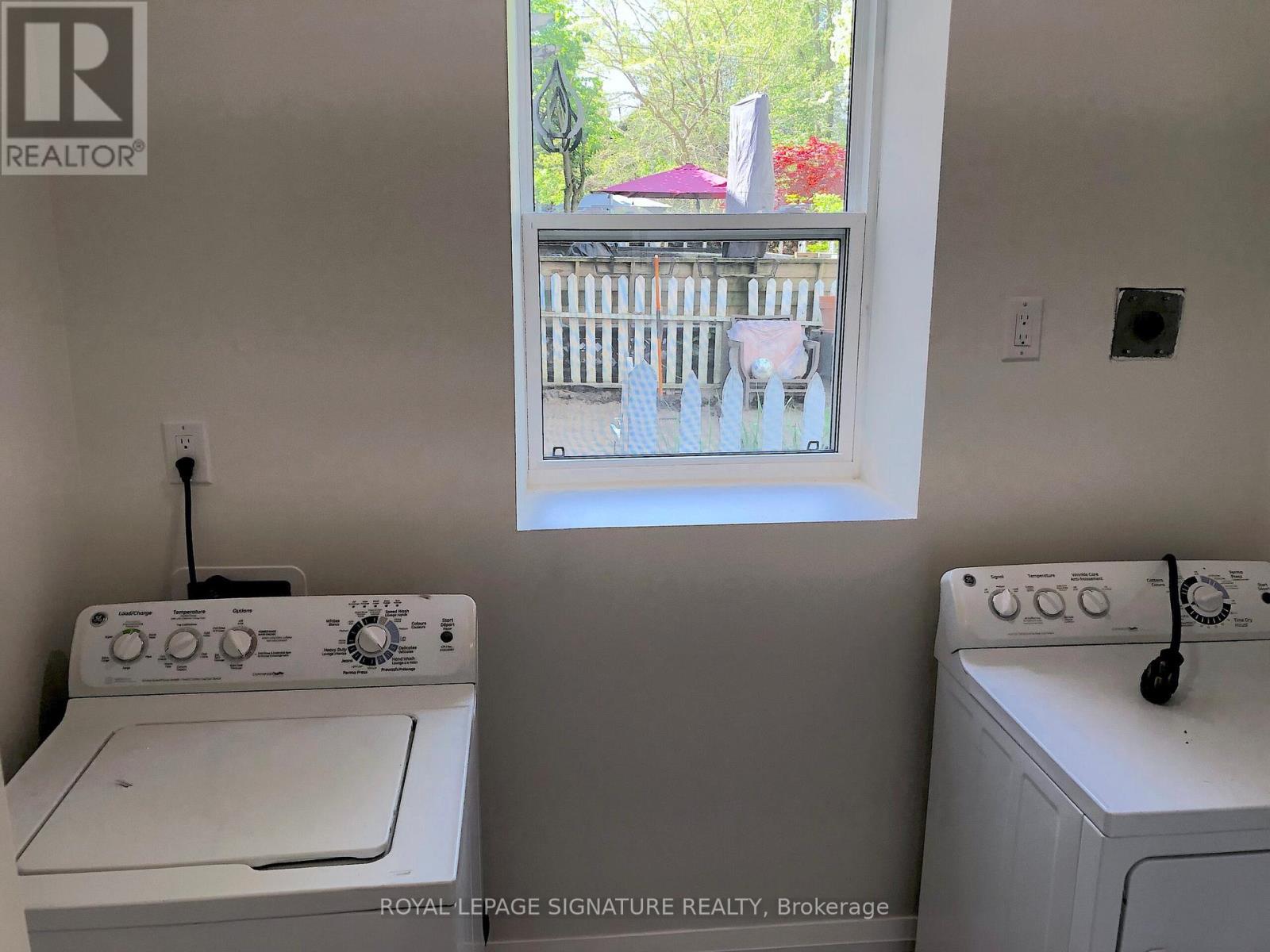 1 - 218 Wheeler Avenue, Toronto, Ontario M4L 1V5 - Photo 12 - E12584694