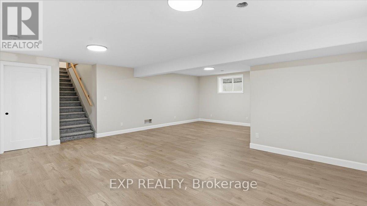 6 Vaughn Court, Belleville (Thurlow Ward), Ontario  K8N 0R7 - Photo 33 - X12454997