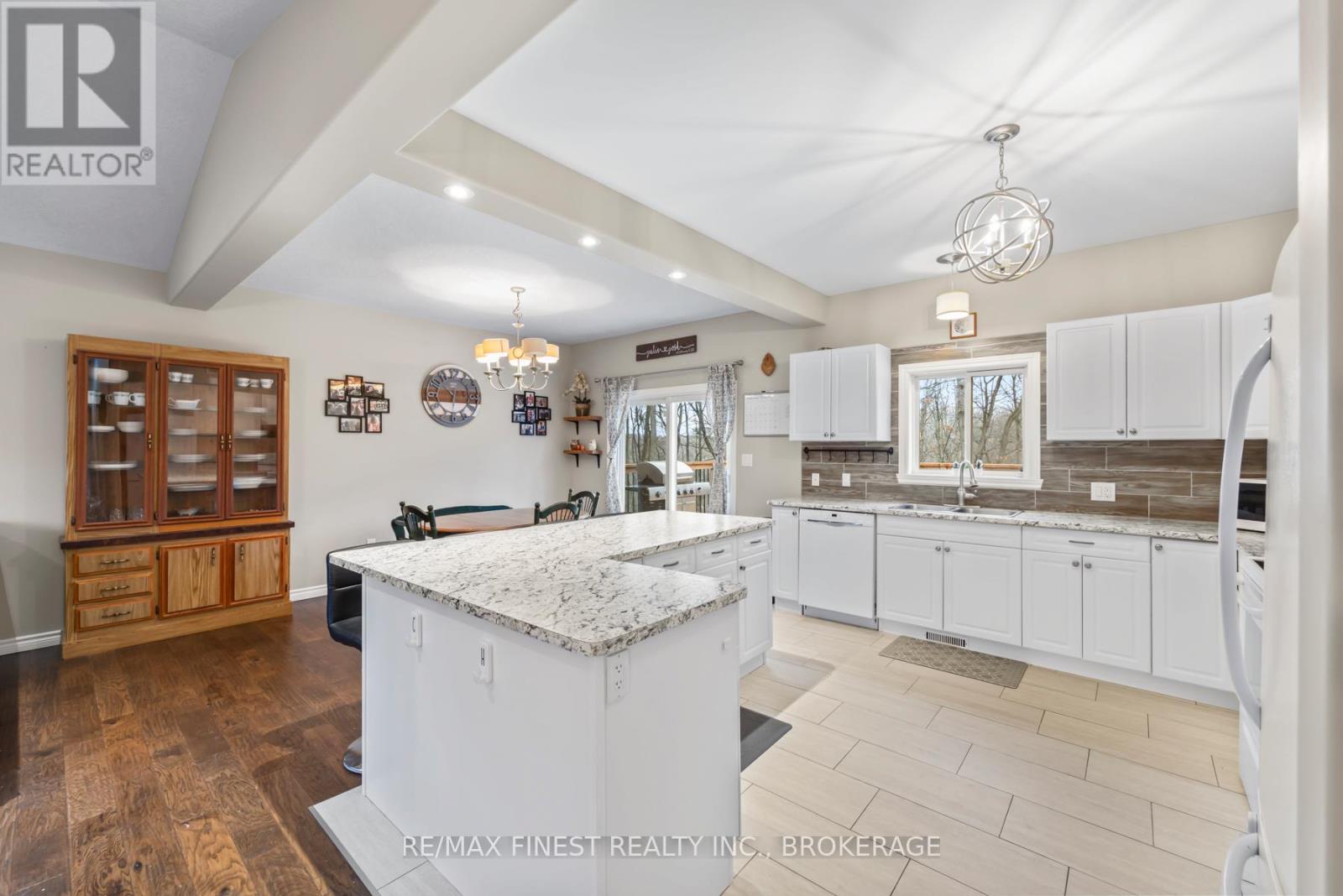 802 Burnt Hills Road, Frontenac, Ontario  K0H 2N0 - Photo 14 - X12584500