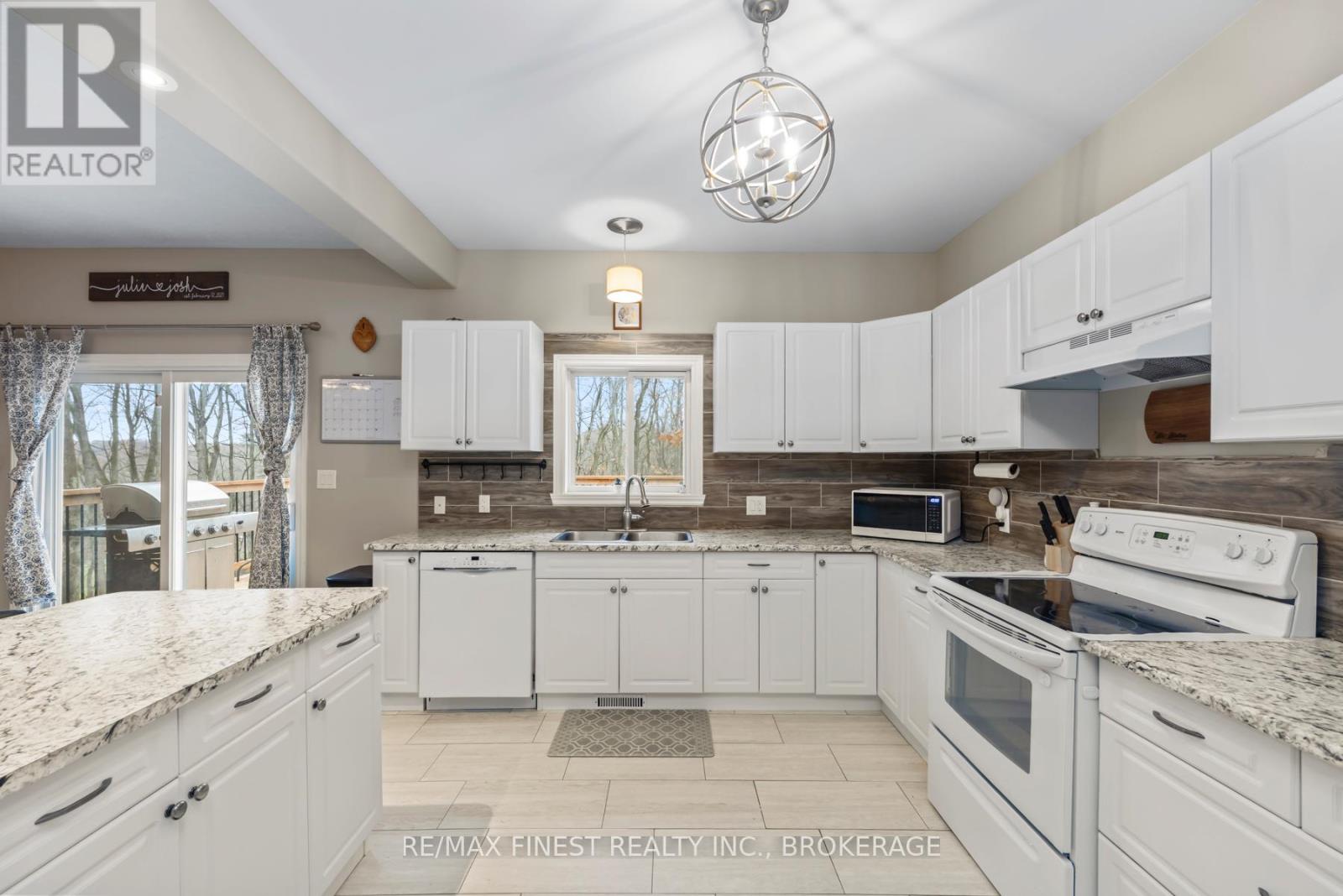 802 Burnt Hills Road, Frontenac, Ontario  K0H 2N0 - Photo 15 - X12584500