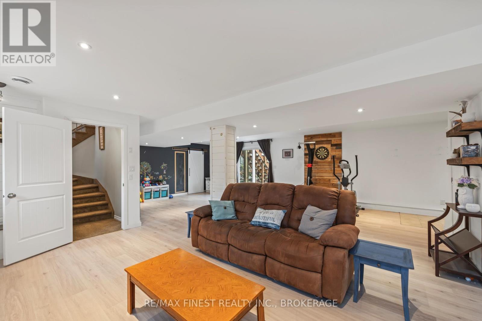 802 Burnt Hills Road, Frontenac, Ontario  K0H 2N0 - Photo 32 - X12584500