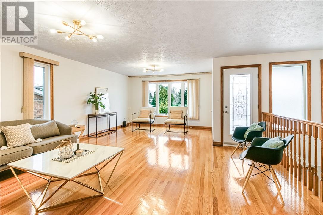 371 Moonrock Avenue, Sudbury, Ontario  P3E 5X2 - Photo 8 - 2125763