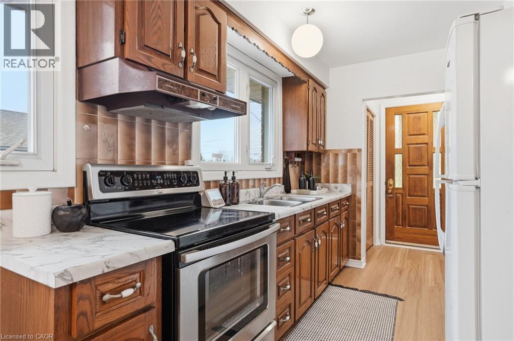 131 Nash Road N, Hamilton, Ontario  L8H 2P7 - Photo 15 - 40791040