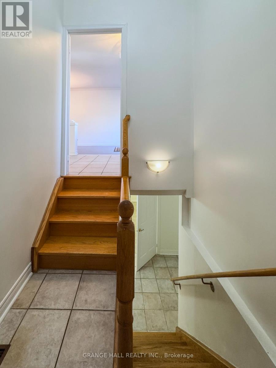 17 Lomond Avenue, Vaughan, Ontario L6A 2N7 - Photo 19 - N12584462