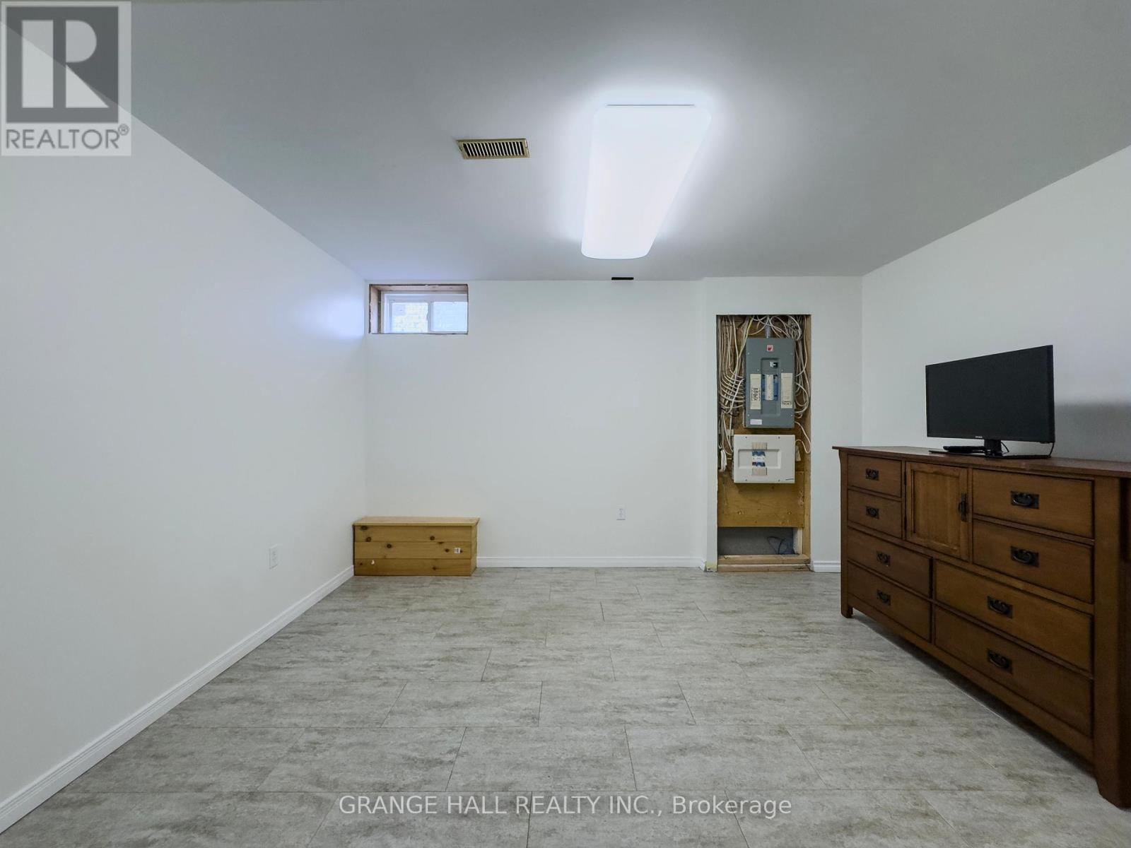 17 Lomond Avenue, Vaughan, Ontario L6A 2N7 - Photo 20 - N12584462