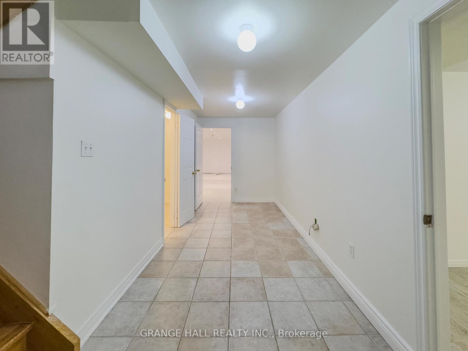 17 Lomond Avenue, Vaughan, Ontario L6A 2N7 - Photo 23 - N12584462