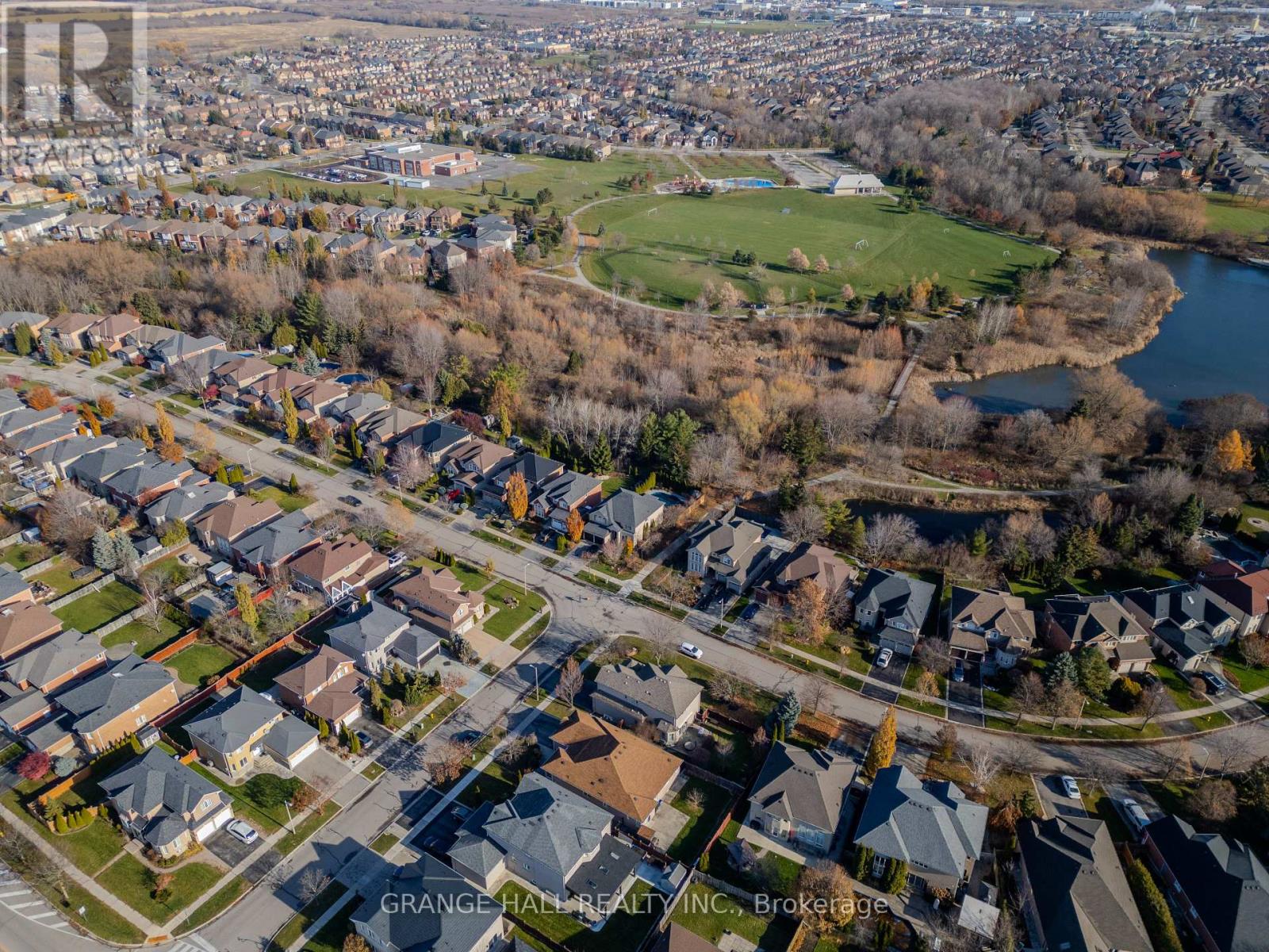 17 Lomond Avenue, Vaughan, Ontario L6A 2N7 - Photo 41 - N12584462