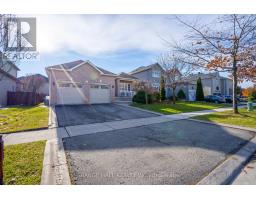 17 LOMOND AVENUE, Vaughan, Ontario