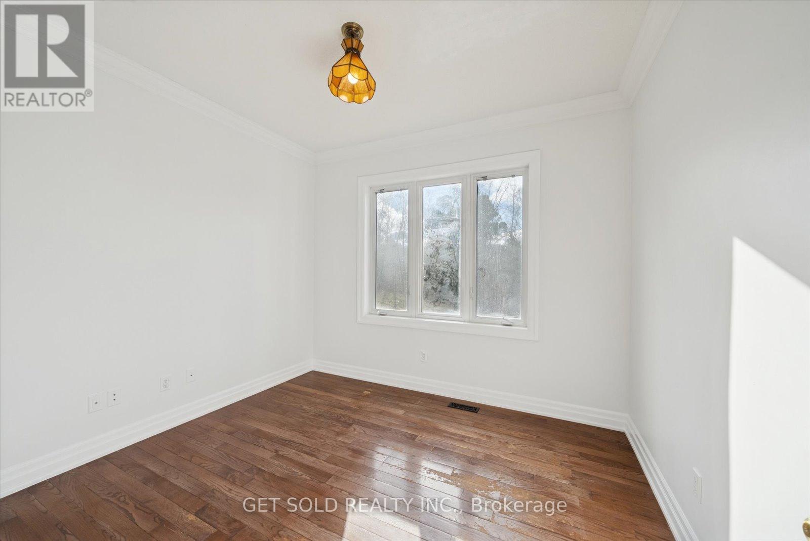 5 Hawkwing Court, Whitchurch-Stouffville, Ontario  L3Y 4W1 - Photo 16 - N12584592