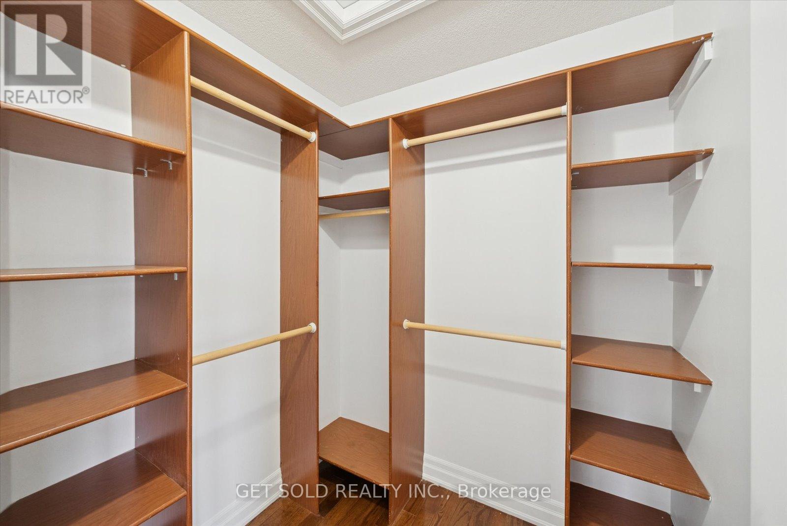 5 Hawkwing Court, Whitchurch-Stouffville, Ontario  L3Y 4W1 - Photo 23 - N12584592