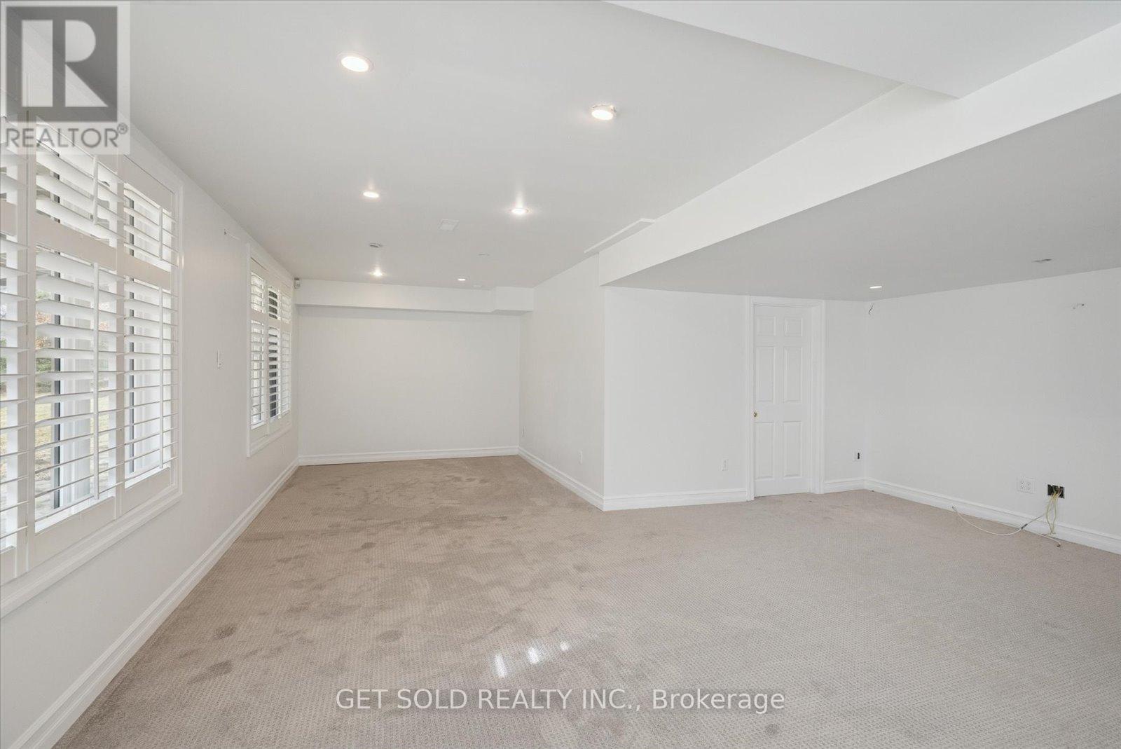 5 Hawkwing Court, Whitchurch-Stouffville, Ontario  L3Y 4W1 - Photo 32 - N12584592