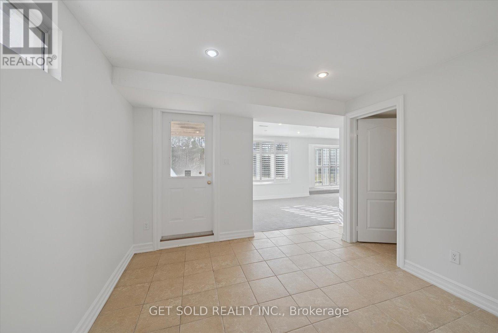 5 Hawkwing Court, Whitchurch-Stouffville, Ontario  L3Y 4W1 - Photo 34 - N12584592